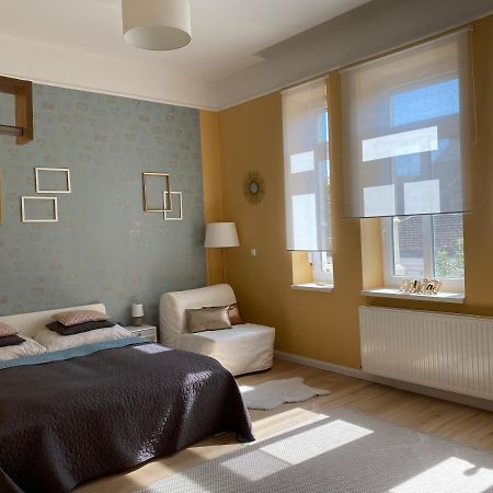 Studio 18 Sopron Exteriör bild