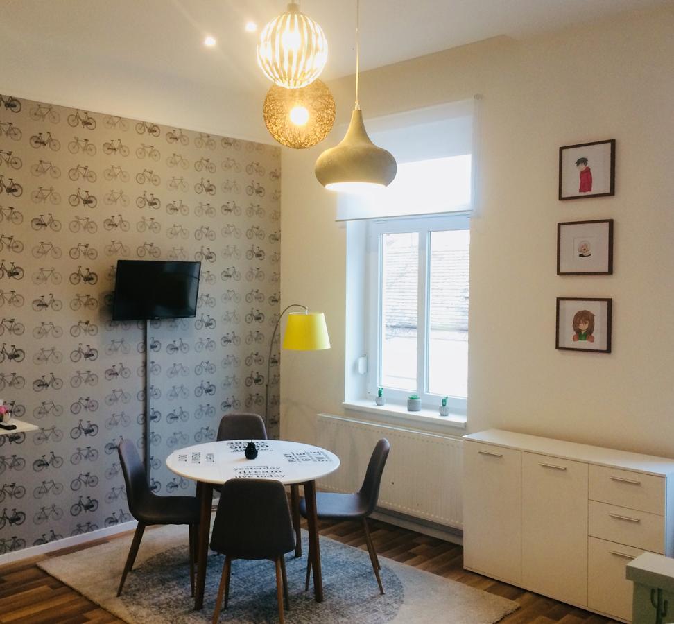 Studio 18 Sopron Exteriör bild